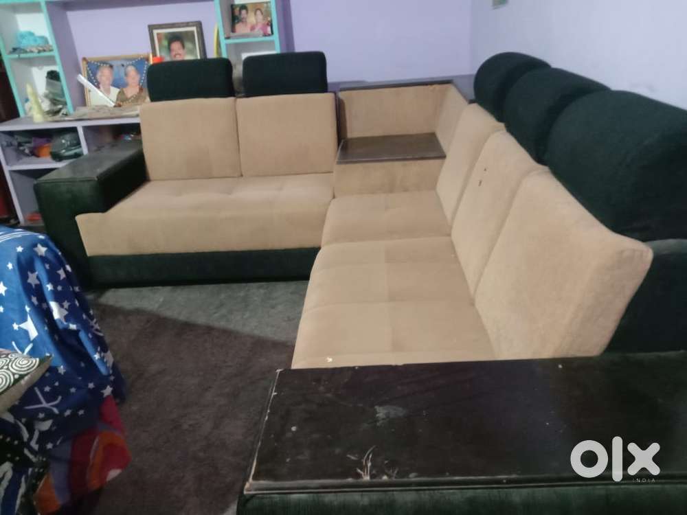 L shape sofa(will do negotiate)