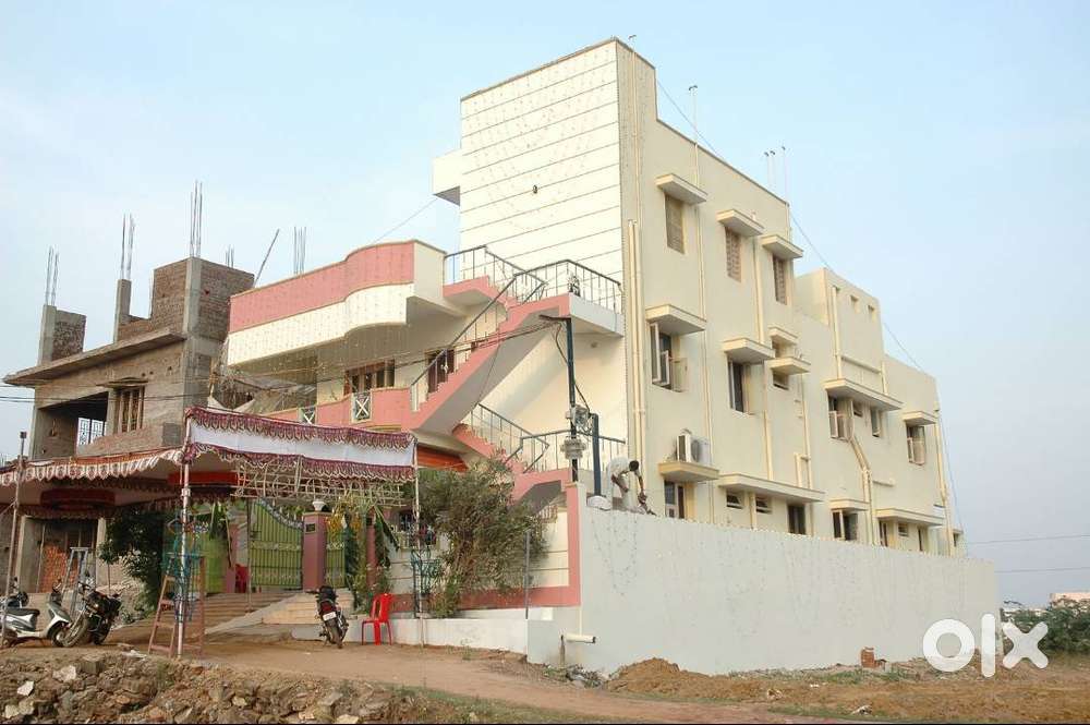 1 BK available for rent
