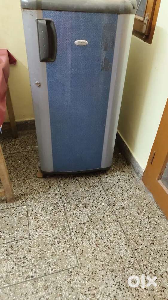 Whirlpool ka fridge hai