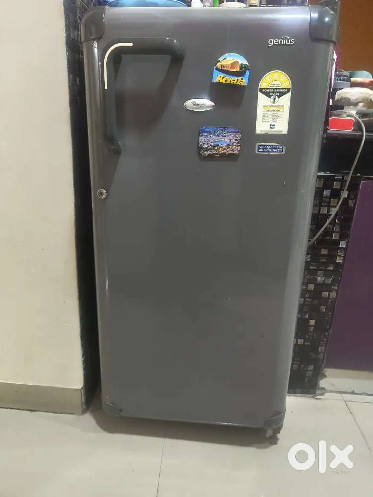 Whirlpool Fridge 180 liters