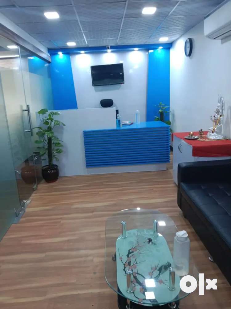 Luxury office in Noida