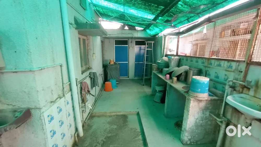 1090sqft plot tenement for sale at alkapuri jetalpur road