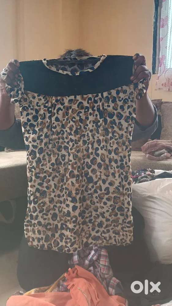 Top tshirt for sell in lot