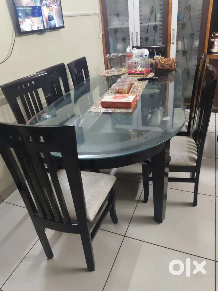 8 Seater Dining Table