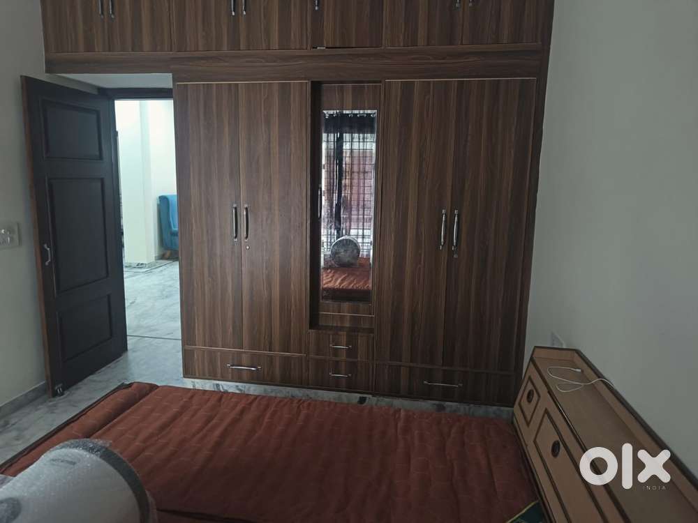 Fully furnished 3bhk available for family for rent in sector 89