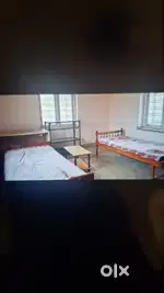 Room for Gents in PMG Plamood