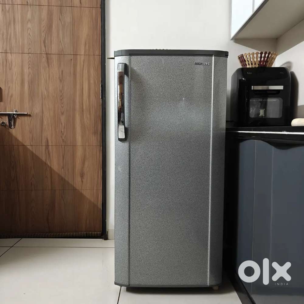 SAMSUNG SINGLE DOOR FRIDGE