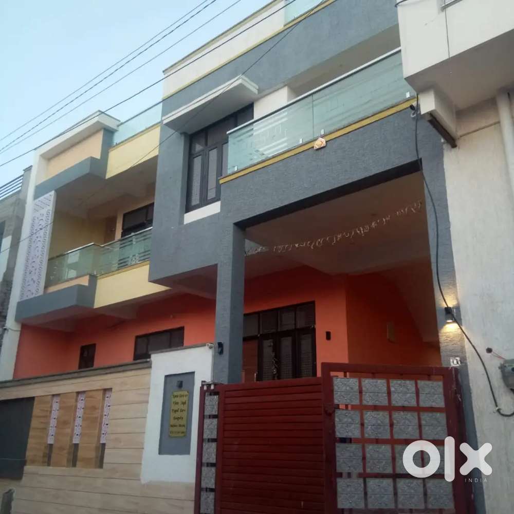 Rent portion available at dhola bhata