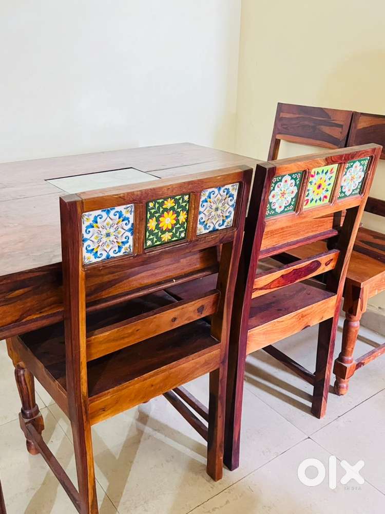Wodden dining, table set (4 seater)