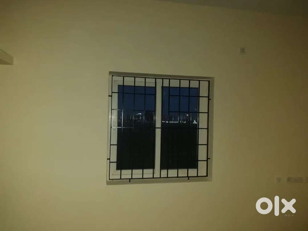 perumbakam proprty  below markt rate