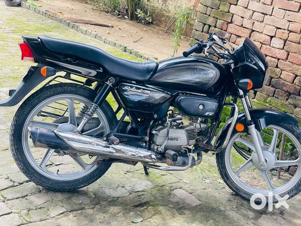 Good condition ek dum genuine bike