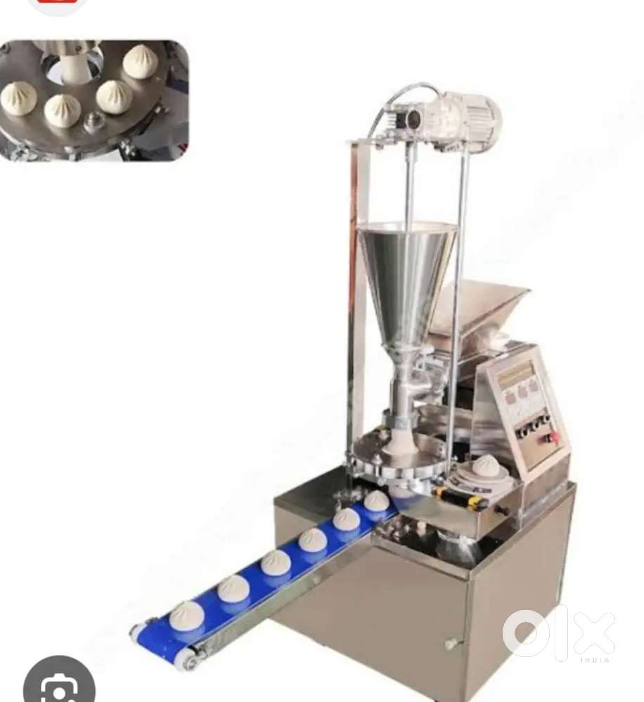 Momos machine