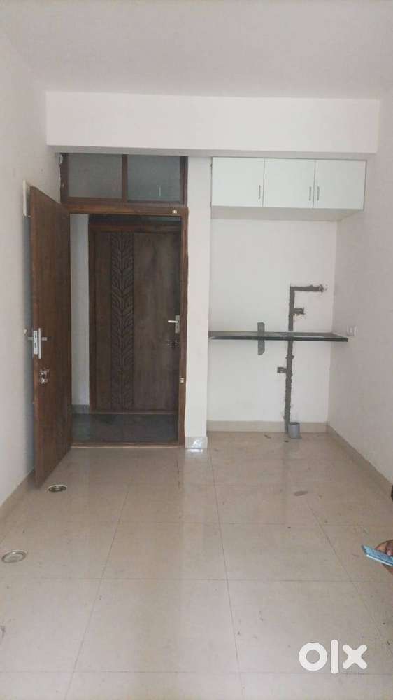 3bhk house for lease at AECS Layout B block