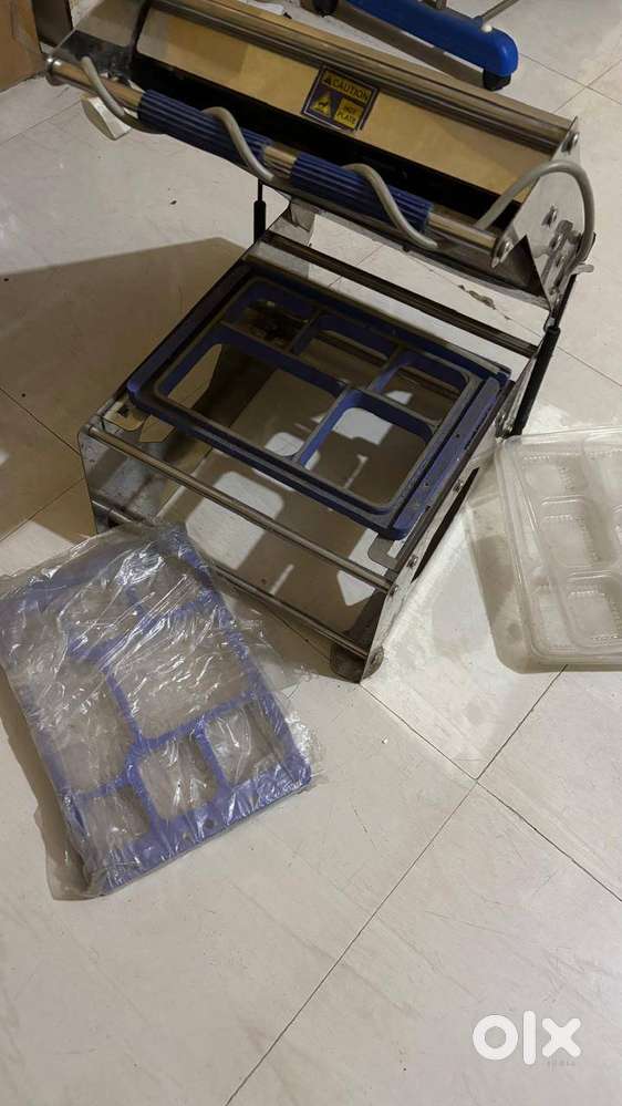 Food Packing Machine with Free 900 Plates