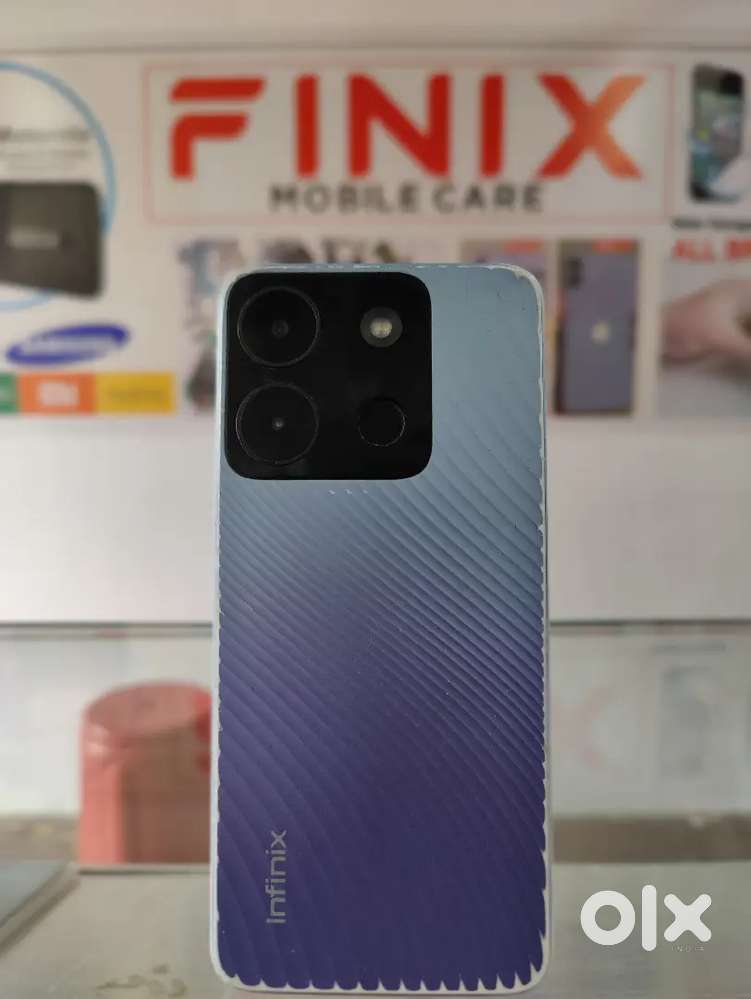 INFINIX (4+3 RAM/64GB)