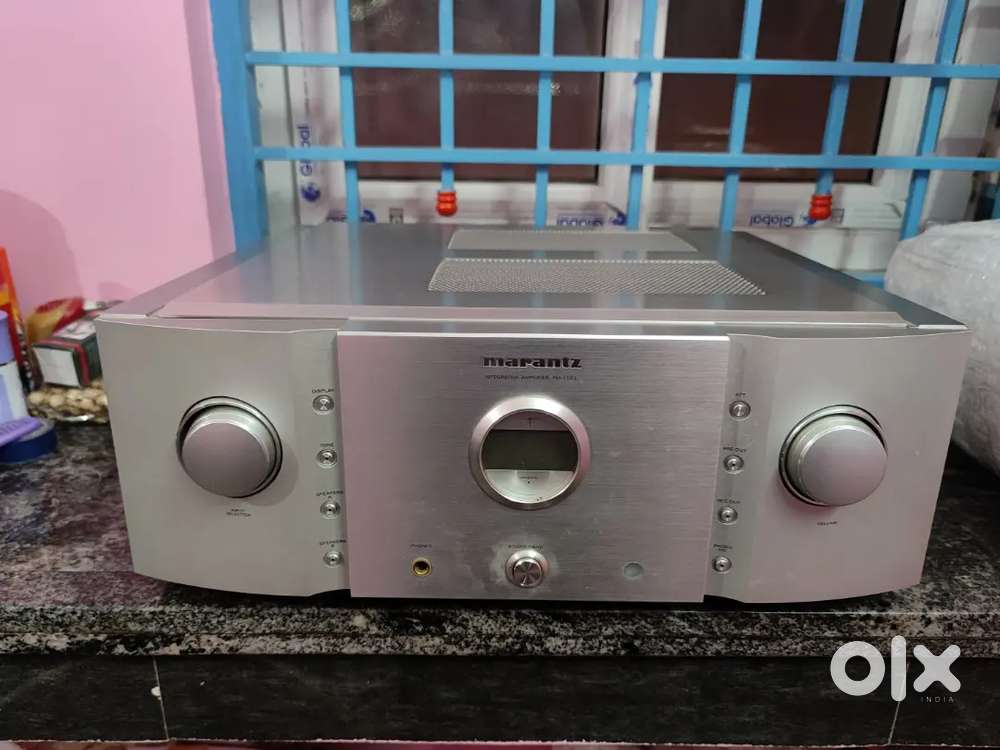 Marantz Stereo Integrated Amplifier - 11 S2