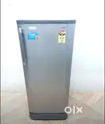 Samsung self printed silver colour 4 star rating refrigerator