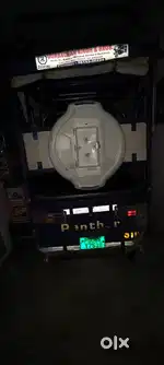 E- Rickshaw new battery, 110 km run, digital display