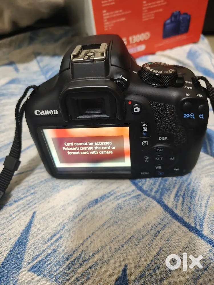 DSLR Canon EoS 1300D