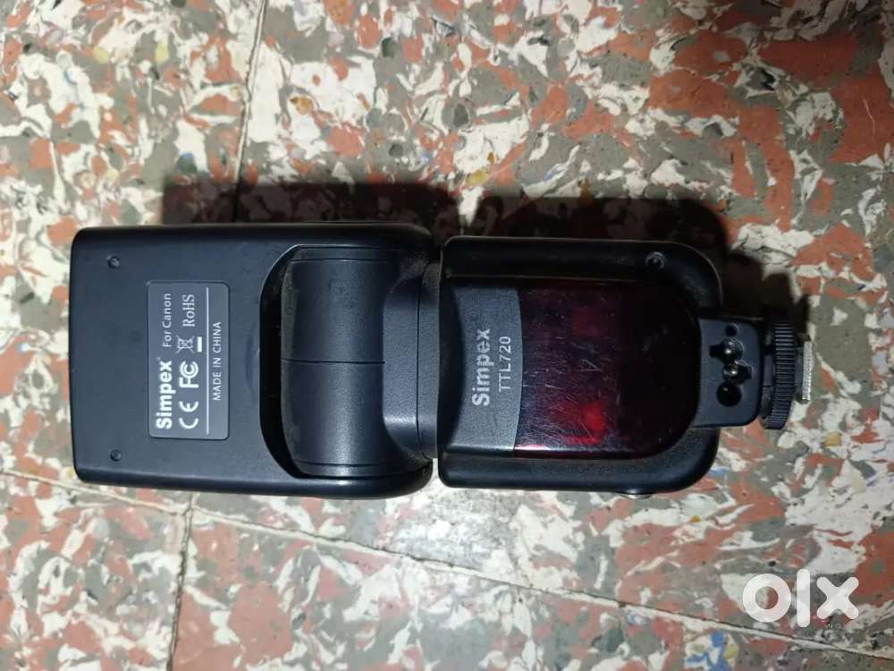 Canon 5D mark 3 with flash bag cards
