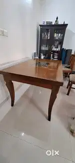 6 seater dinning table made of sagon