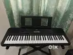 Yamaha PSR E273 Keyboard