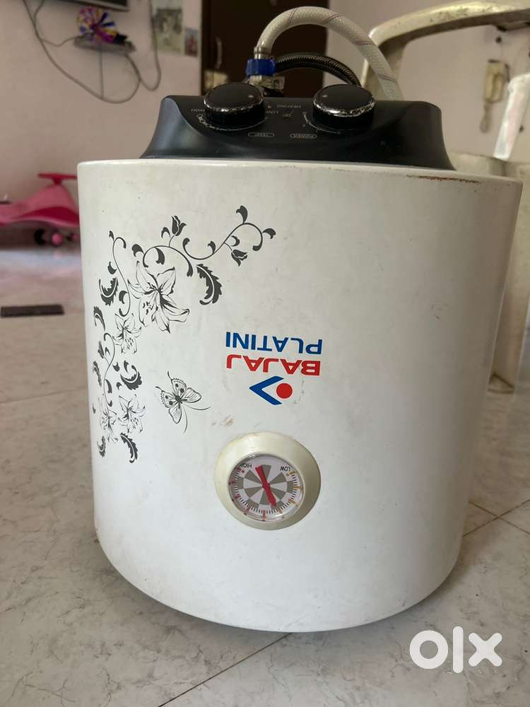 All good working condition bajaj 15 ltr gyser
