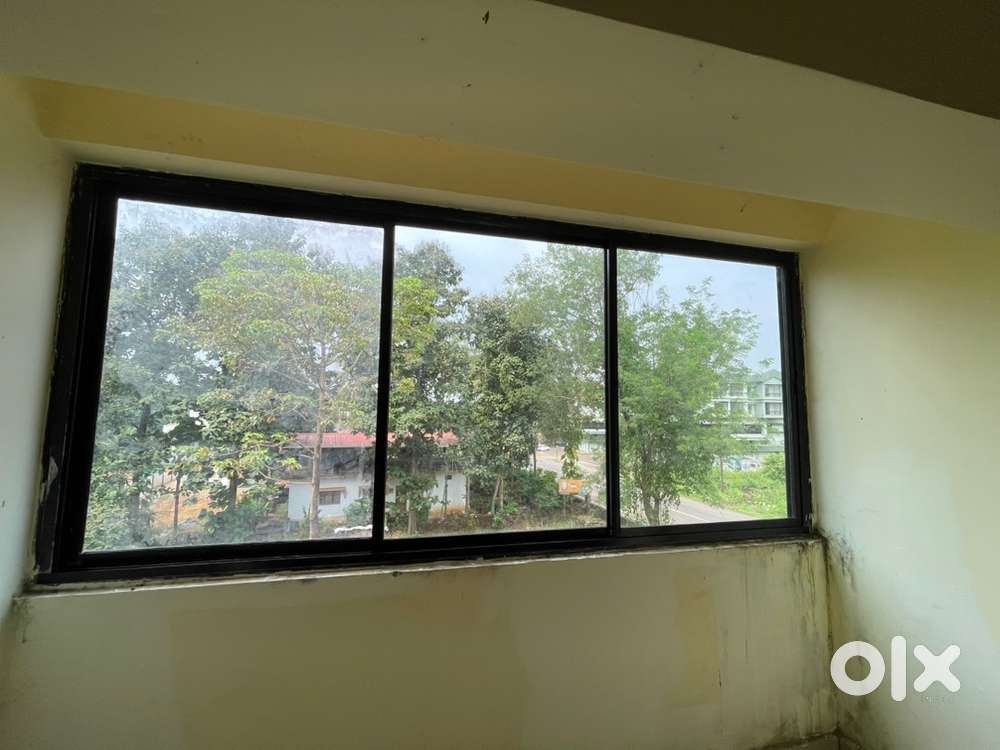 alumium window and partition work