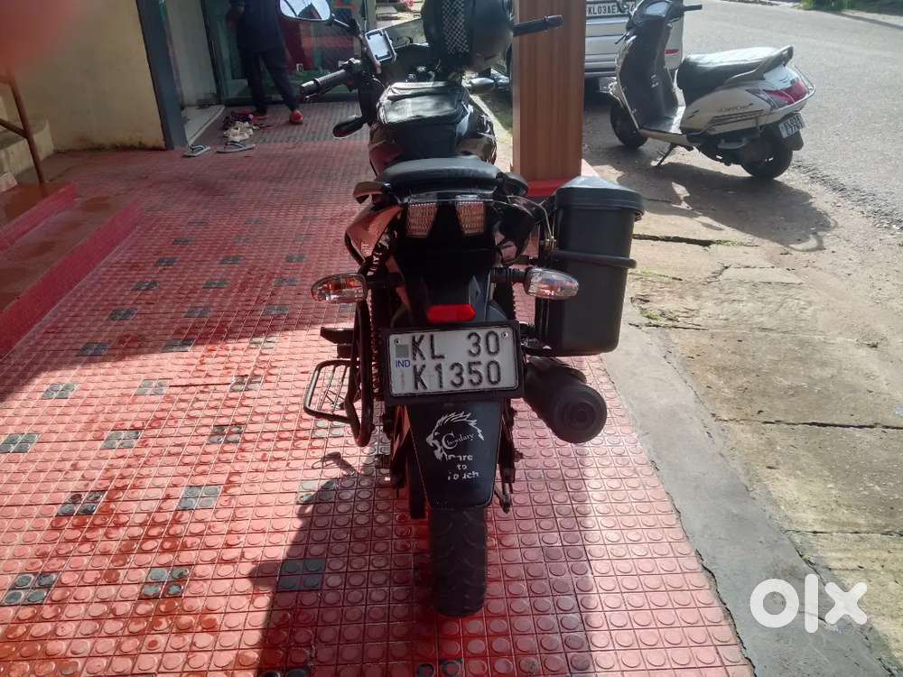 Good condition all carent pepars