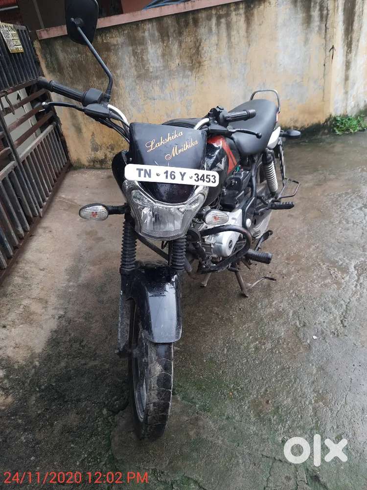 Bajai V12 Bike