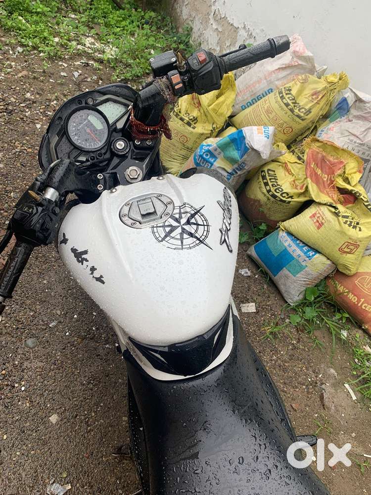 Koi kami nhi hai