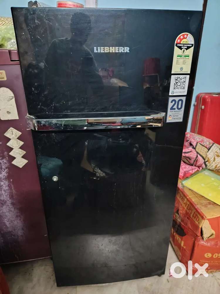 Single door fridge
