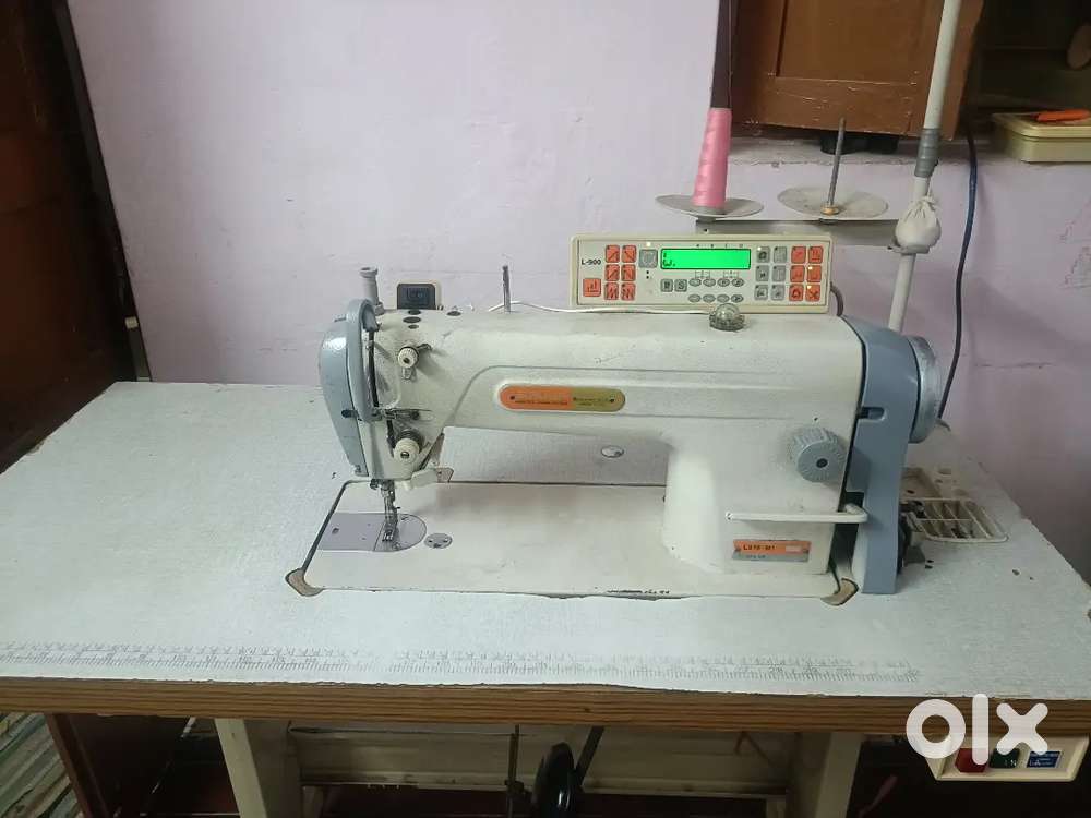 Singer machine with full option - SIRUBA computer