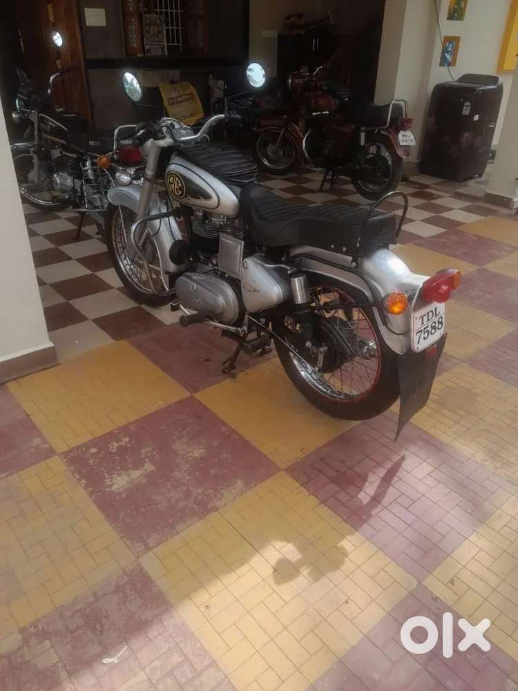 Royal Enfield standard 350