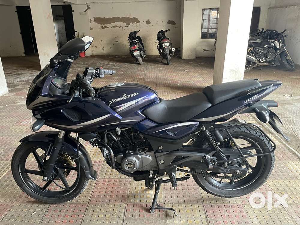 Excellent condition, unique colour, well maintain