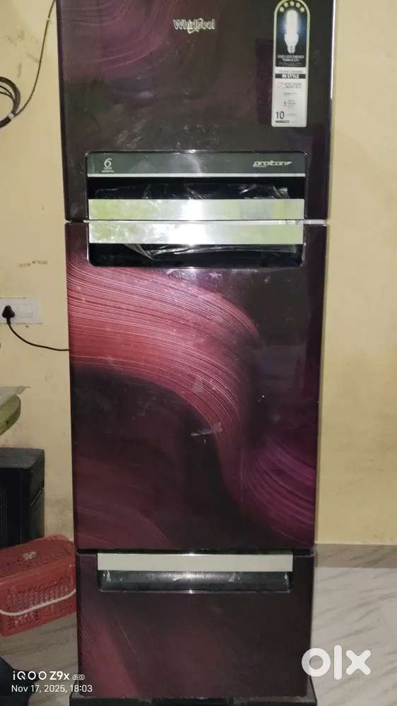 Whirlpool thriple door fridge .only 3months used
