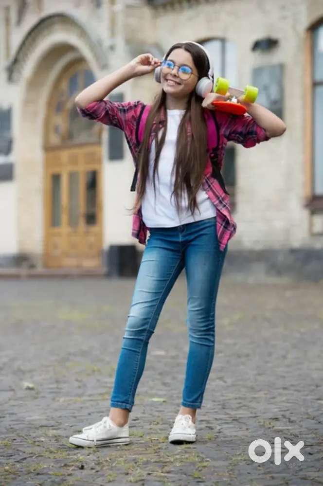 Requirement female artist for my upcoming short film and ad