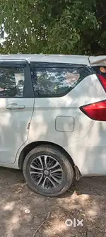 Maruti Suzuki Ertiga 2024 CNG & Hybrids 23800 Km Driven