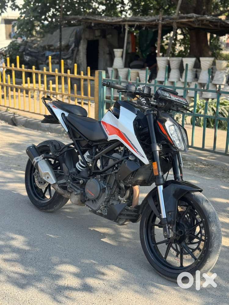 Ktm Duke 390 Bs6 Abs , traction control, finance or exchange avialble