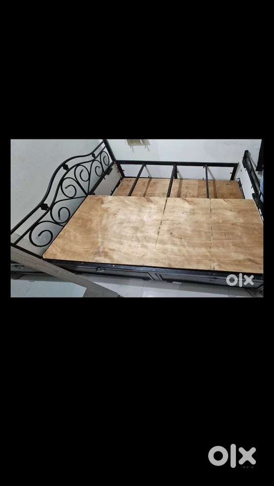 Queen size bed with storage on sale without mattress