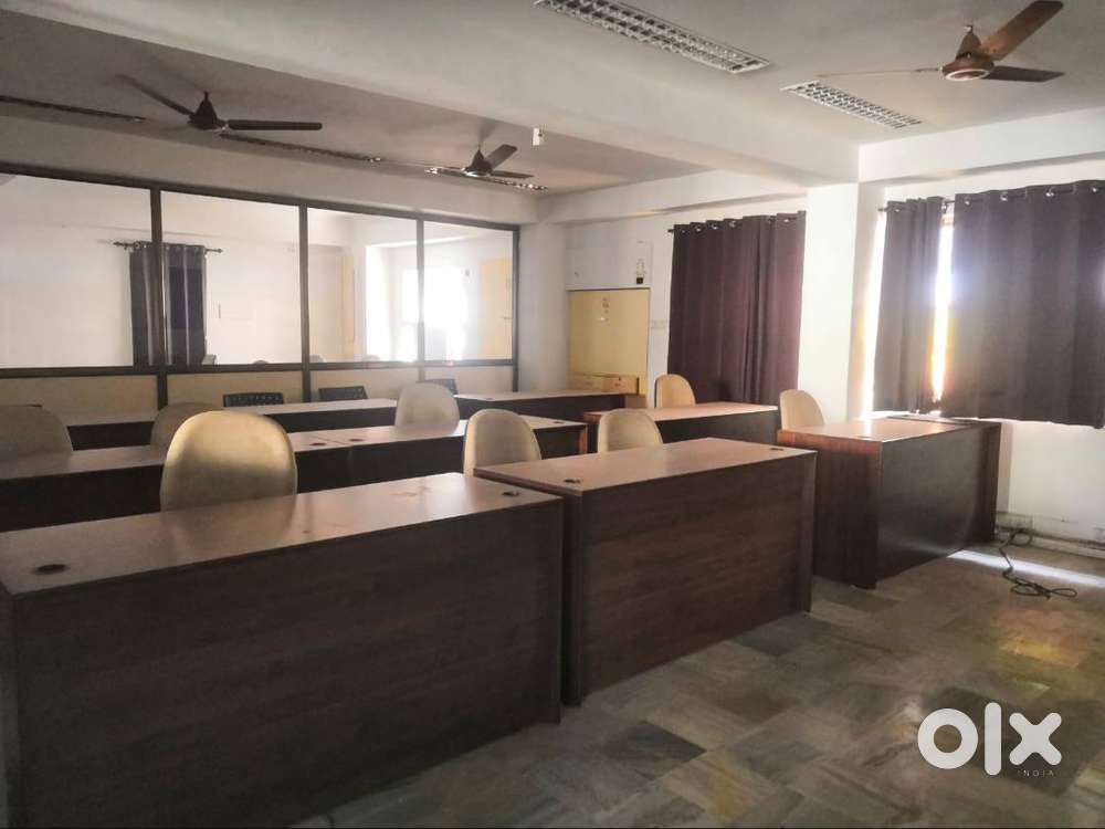 500Sqft 5 to 10 Work station in Race Course