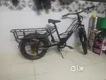 EMOTORAD IS A (E) CYCLE WITH 2 BATTERIES RNGE UPTO 100 KM SPEED 25HR