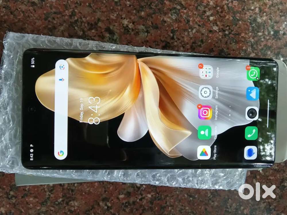 Vivo v30 8gb 128gm