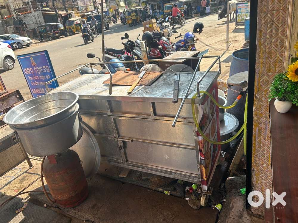 Fast food stall for sell