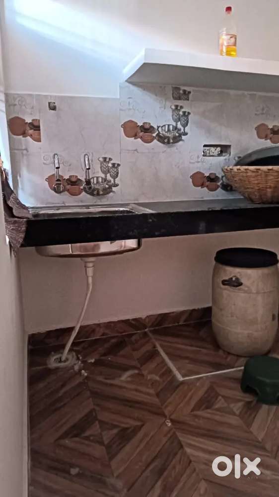 2 bhk house indipendent