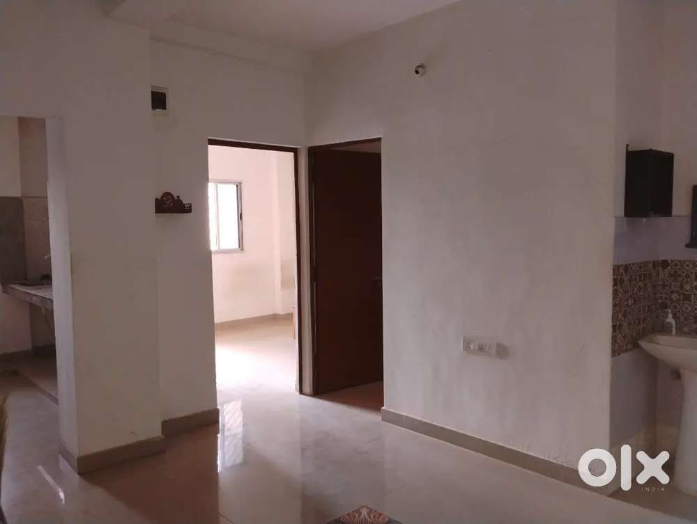 2BHK on rent only for bachelor boys.