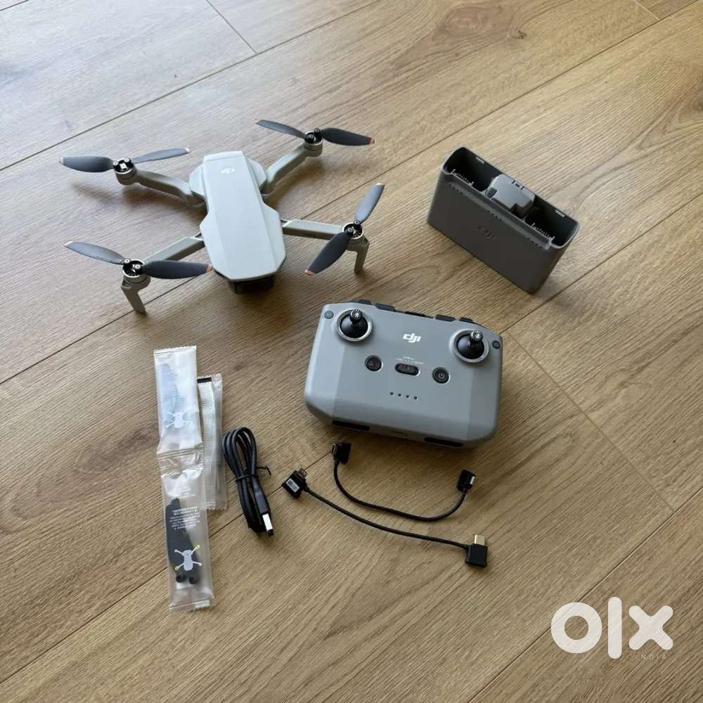 DJI Mini 4k Drone - With 2x batteries & flight case