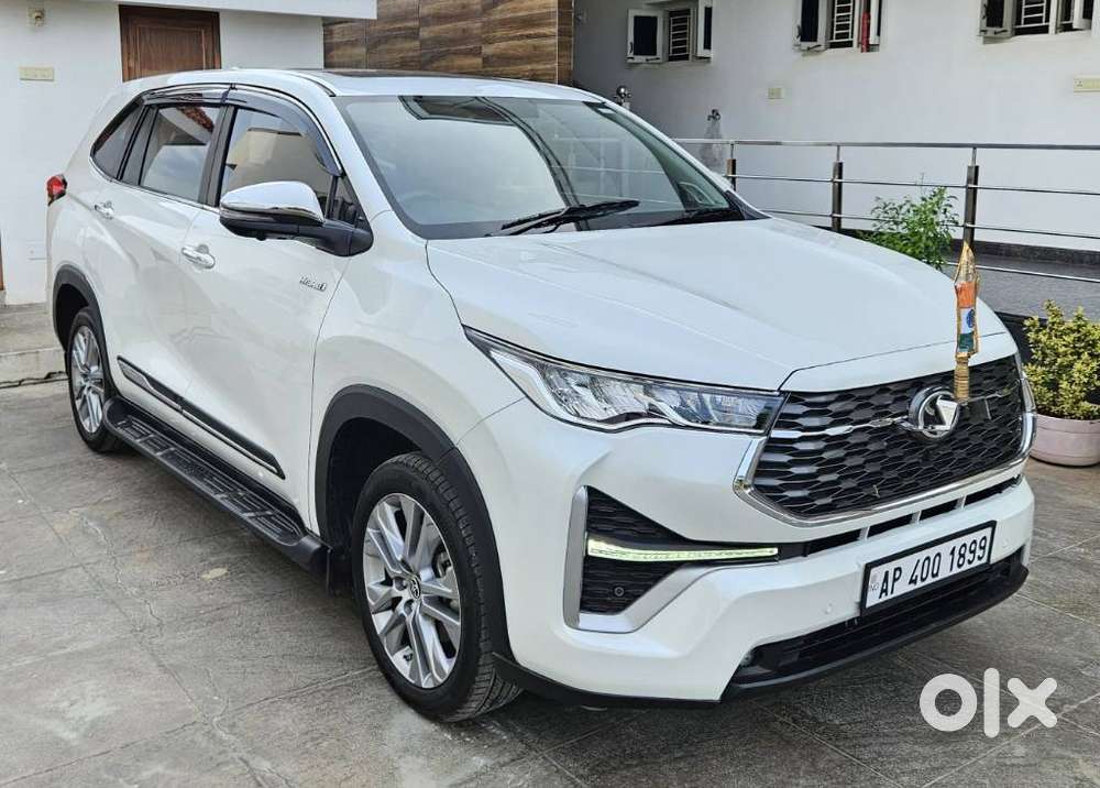 Toyota Innova Hycross 2.0 ZX Hybrid 7 STR, 2023, Petrol
