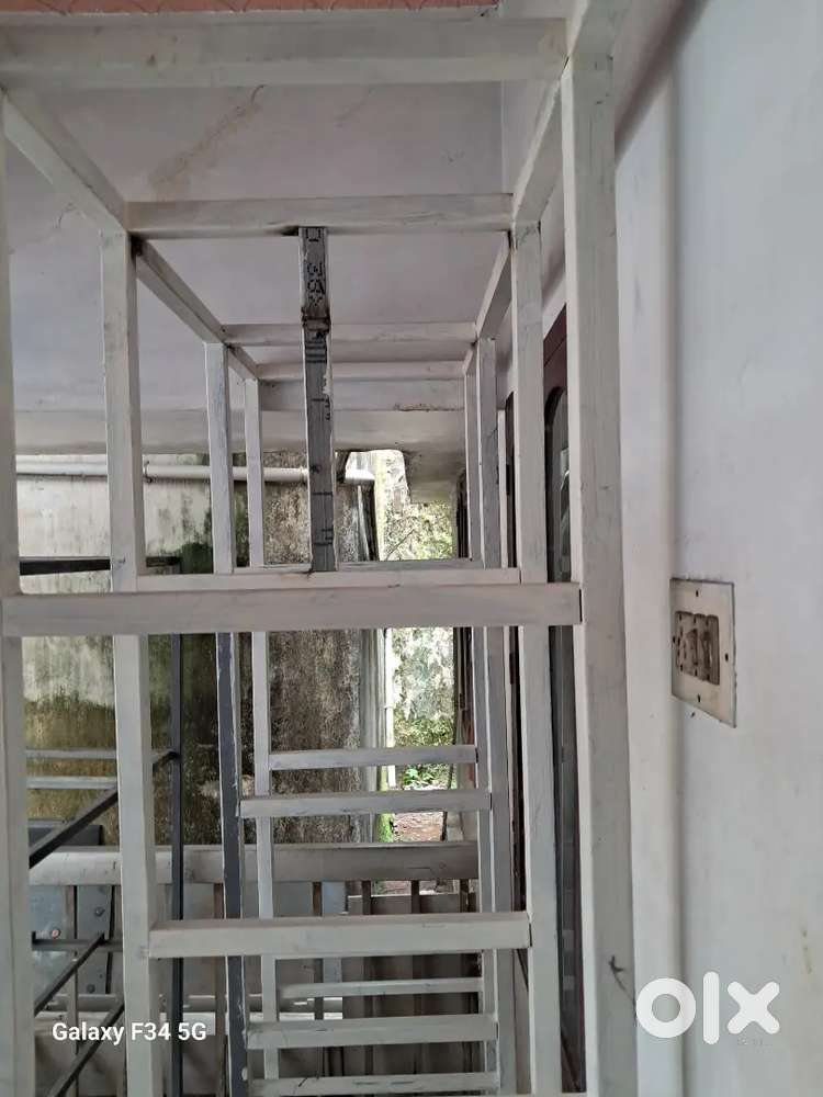 White painted stand