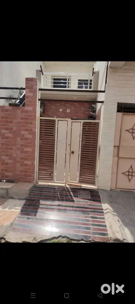 Boys ne makan bhade aapvanu che